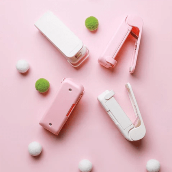 Portable mini sealing machine